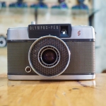 OLYMPUS PEN-EE S OLYMPUS D.ZUIKO 30MM.F2.8