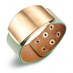 สร้อยข้อมือ กำไลข้อมือ แบบเท่ ๆ กำไลข้อมือหนังแท้ ดีไซน์ แบบกระดุมปิด สไตล์ร็อค ไฮโซ กำไลข้อมือผู้หญิง หนังแท้ แบบเท่ ๆ 1000479