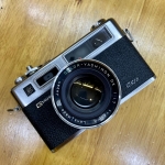 YASHICA ELECTRO 35 GSN COLOR YASHINON DX 45MM. F1.7