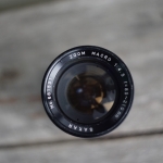 SAKAR ZOOM MACRO 85-210MM.F4.5 FD MOUNT