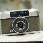 OLYMPUS PEN-EE S OLYMPUS D.ZUIKO 30MM.F2.8