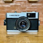 OLYMPUS TRIP 35 OLYMPUS D.ZUIKO 40MM.F2.8