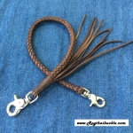 สายถักหนัง 9 เส้น สีน้ำตาล หัวเกี่ยวก้ามปูเงิน เส้นยาว 40 cm