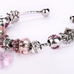 สร้อยข้อมือ Diy สไตล์ Pandora กำไลข้อมือ สีเงิน ร้อย Glass Bead สีสวย ใส่ ชาร์ม รถม้า ถุงเงิน ใส่ จี้หัวใจ หวาน ๆ ของขวัญ ให้แฟน สุดหรู 8058401