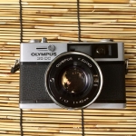 Olympus 35DC Olympus F. Zuiko 40mm. F1.7