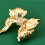 เข็มกลัด โบว์เงิน โบว์ทอง ฝังเพชร สุดหรู เข็มกลัด โบว์ ยอดนิยม ตกแต่งเสื้อผ้า ออกงาน ได้ทุกโอกาส 226400