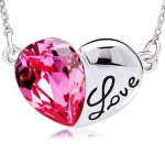 สร้อยคอ ผู้หญิง สร้อยคอ คริสตัลแท้ จาก Swarovski ห้อย จี้รูปหัวใจ จี้สุดหรู อัญมณี แวววาว เห็นเหลี่ยมตัด ระยิบระยับ ของขวัญให้แฟน แทนใจ 796980