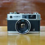 YASHICA ELECTRO 35GL YASHICA COLOR-YASHINON DX 40MM.F1.7