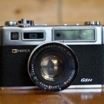 YASHICA ELECTRO 35 GSN COLOR YASHINON DX 45MM. F1.7