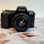 NIKON F-601 QUARTZ DATE NIKON AF NIKKOR 35-70MM.F3.3-4.5 MACRO