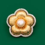 เข็มกลัด ดอกไม้ ดอกทานตะวัน สีทอง ตกแต่งเกสร ด้วยไข่มุก สวยหรู พ่นทอง เคลือบผิว เข็มกลัดติดเสื้อออกงาน 459495