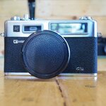 YASHICA ELECTRO 35 GS COLOR YASHINON-DX 45MM.1.7