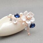 เข็มกลัดติดเสื้อ เข็มกลัด ลายดอกไม้ เข็มกลัดฝังเพชร CZ AAA ติดเสื้อ ออกงาน สวยหรู มีมิติ 477127