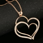 สร้อยคอ ผู้หญิง สร้อยทอง พร้อมจี้ทอง หัวใจ ซ้อนกัน ฝังเพชร ที่ขอบ หัวใจ สร้อยคอพร้อมจี้ ของขวัญให้แฟน 658652