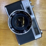 YASHICA ELECTRO 35 YASHINON-DX 45MM. F1.7
