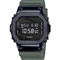 CASIO G-SHOCK นาฬิกาข้อมือ นาฬิกากันน้ำ นาฬิกาของแท้ ประกันศูนย์ CMG 1 ปี รุ่น GM-5600B-3 นาฬิกาสีเขียว