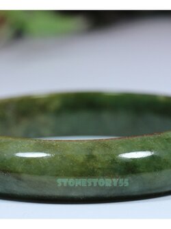 กำไลหยก5.5ซม