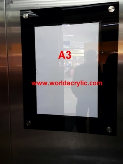 กรอบรูปอะคริลิคสีดำ