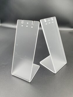 แท่นโชว์ต่างหูสีฝ้า 2 ชิ้น / ชุด