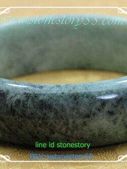 กำไลหยกพม่าติดดำ6.0