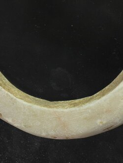 กำไลเก่า กระบี่เก่า