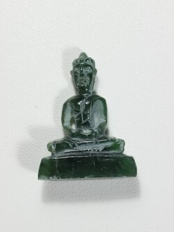 พระหยกเก่า เนื้อใส