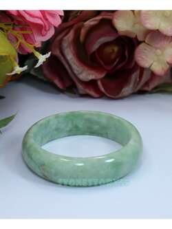 กำไลหยก5.5(ขายแล้ว)