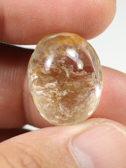 แก้วโป่งข่ามมีเส้นไหมน้ำตัน