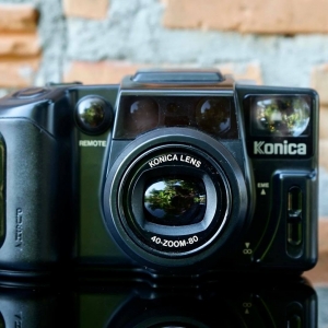 KONICA SUPER ZOOM Z-UP 80 RC