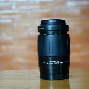 TAMRON AF 80-210MM.F4.5-5.6