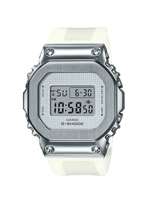 CASIO MID YEAR SALE G-SHOCK นาฬิกาข้อมือ นาฬิกากันน้ำ นาฬิกาของแท้ ประกันศูนย์ CMG 1 ปี รุ่น GM-S5600SK-7D นาฬิกาสีเงิน