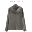 New look เสื้อนอก เสื้อคลุมสีเขียวทหาร แต่งหมวกฮูท แบรนด์เนม NEW LOOKญี่ปุ่นแท้ 100% แบบสวย ทรงเท่ห์ ใส่สบายมากๆคะ Size S/M/L/XL เขียว