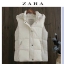 เสื้อกั๊ก กันหนาว เสื้อกั๊ก ฮูท กันหนาว สีขาวครีม แบรนด์เนม TRAFALUC ZARA แต่งผ้าทอ ข้างลำตัว คอปกด้านในแต่งขนเฟอร์ (ฮูทถอดได้คะ)
