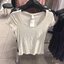 เสื้อยืด สีเทาอ่อน H&M เนื้อผ้ายืดหยุ่นสูง ทรงสวย เข้ารูป หรูมากคะ Size Xs/S/M/L สำเนา เทาอ่อน
