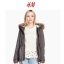 H&m เสื้อกันหนาว H&M เสื้อหนาว กึ่งโค้ทH&M แต่งหมวกฮูท ติดขนเฟอร์ปลายหมวก ด้านในบุขนอุ่นสีขาว มีสายรูดเข้าเอว ดำ