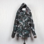 rue เสื้อนอก เสื้อคลุมลายพราง ทหาร คาโม camo flag แต่งหมวกฮูท (ฮูทถอดได้คะ)แบรนด์เนม RUE ญี่ปุ่น แท้ 100% แบบ สวย ทรงเท่ห์ ใส่สบายมากๆคะ Size S/M ลายพราง