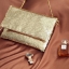 Dorothy PERKIN กระเป๋าคลัชมือ clutch แบรนด์ Dorothy perkin แต่ง เกรดหรู สีเทาสายโซ่ (ถอดใส่ได้) ขนาด : ยาว 32cm กว้าง 21.5 cm สำเนา