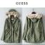 Guess เสื้อโค้ทฮู้ท กันหนาว สีเขียว บุนวมอุ่น แต่งเฟอร์ งานแบรนด์ GUESS แท้จ้า (ขนเฟอร์ถอดได้คะ ) เขียว